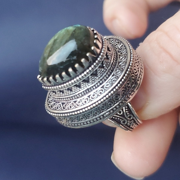New Unique Labradorite 925 Silver Ring. - Picture 3 of 16